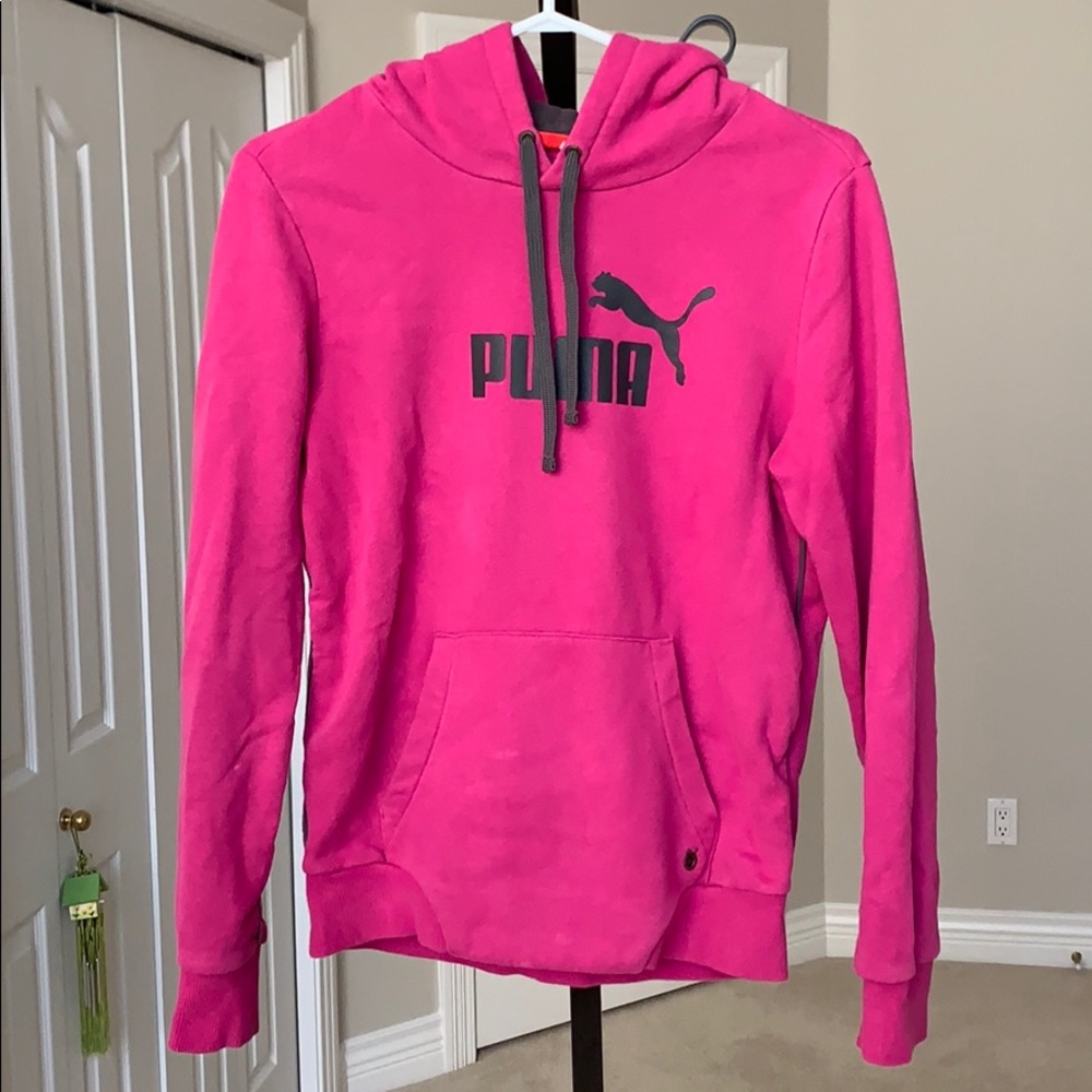 Puma sweater